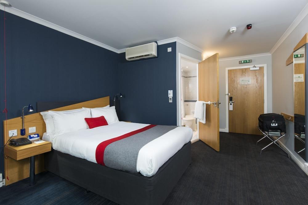 Holiday Inn Express Stirling By Ihg Exterior foto