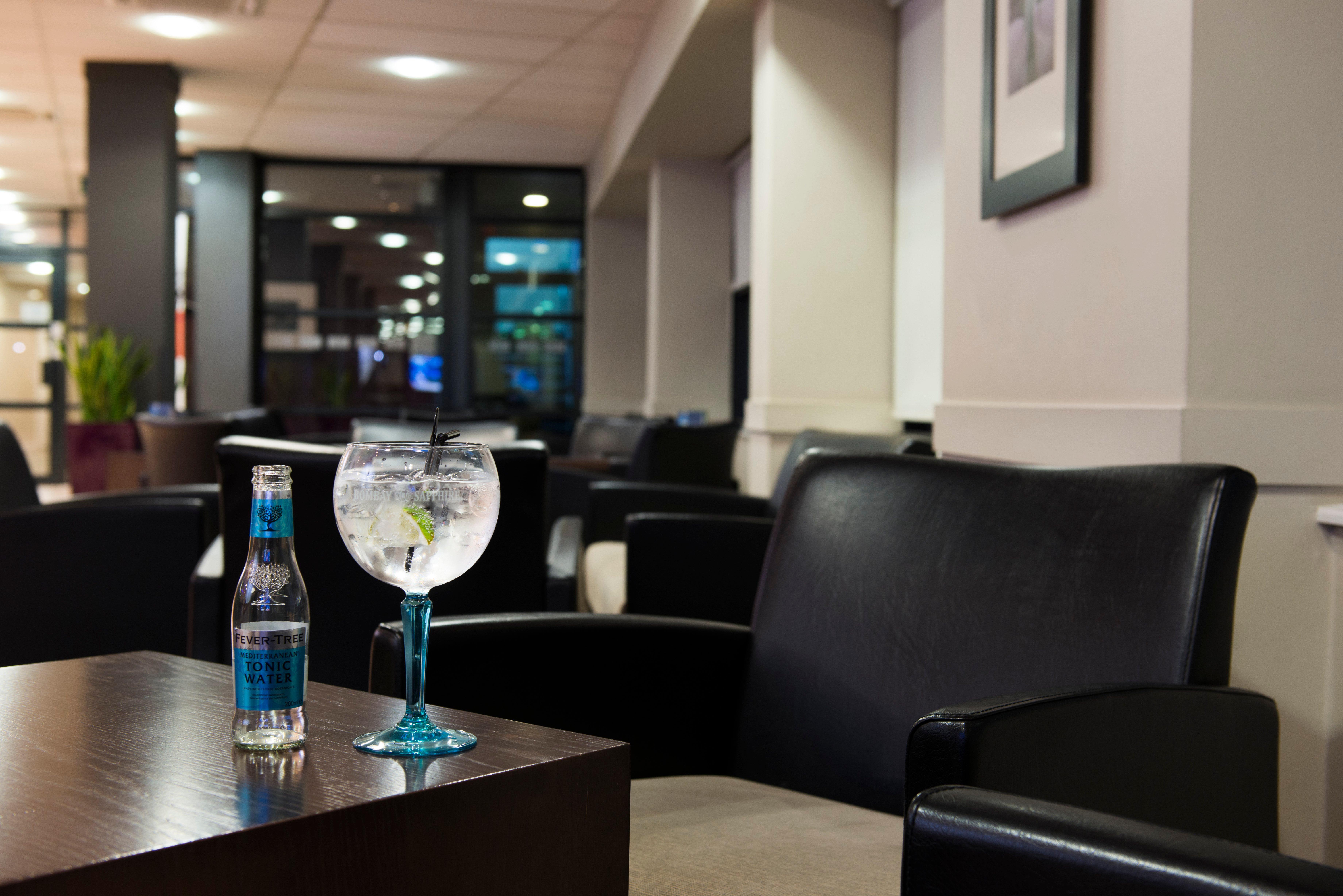 Holiday Inn Express Stirling By Ihg Exterior foto