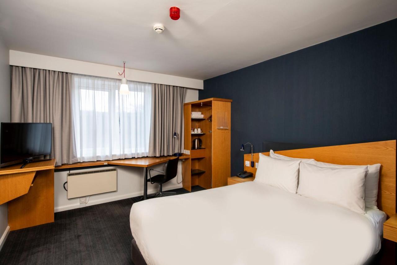 Holiday Inn Express Stirling By Ihg Exterior foto