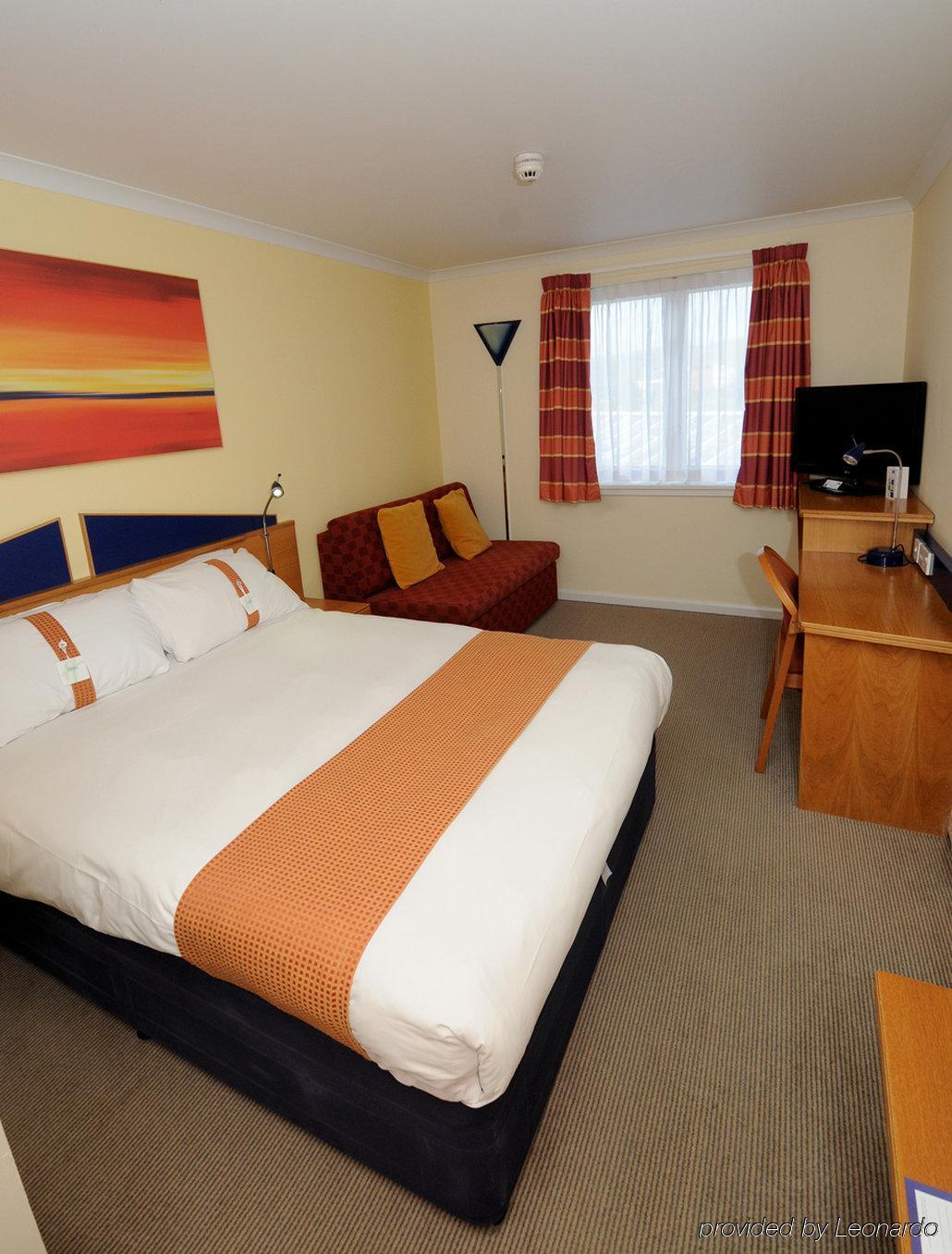 Holiday Inn Express Stirling By Ihg Exterior foto