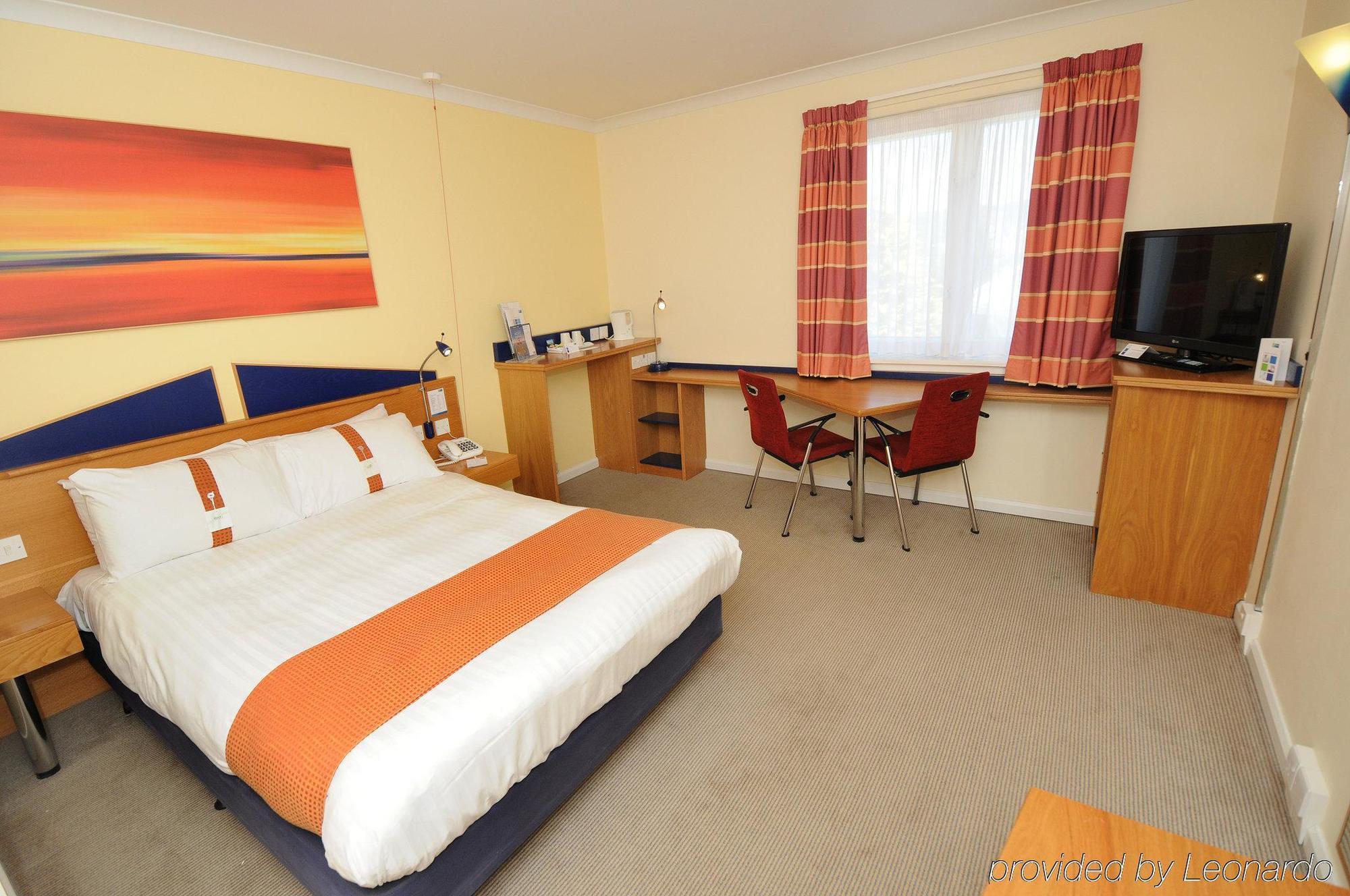 Holiday Inn Express Stirling By Ihg Exterior foto