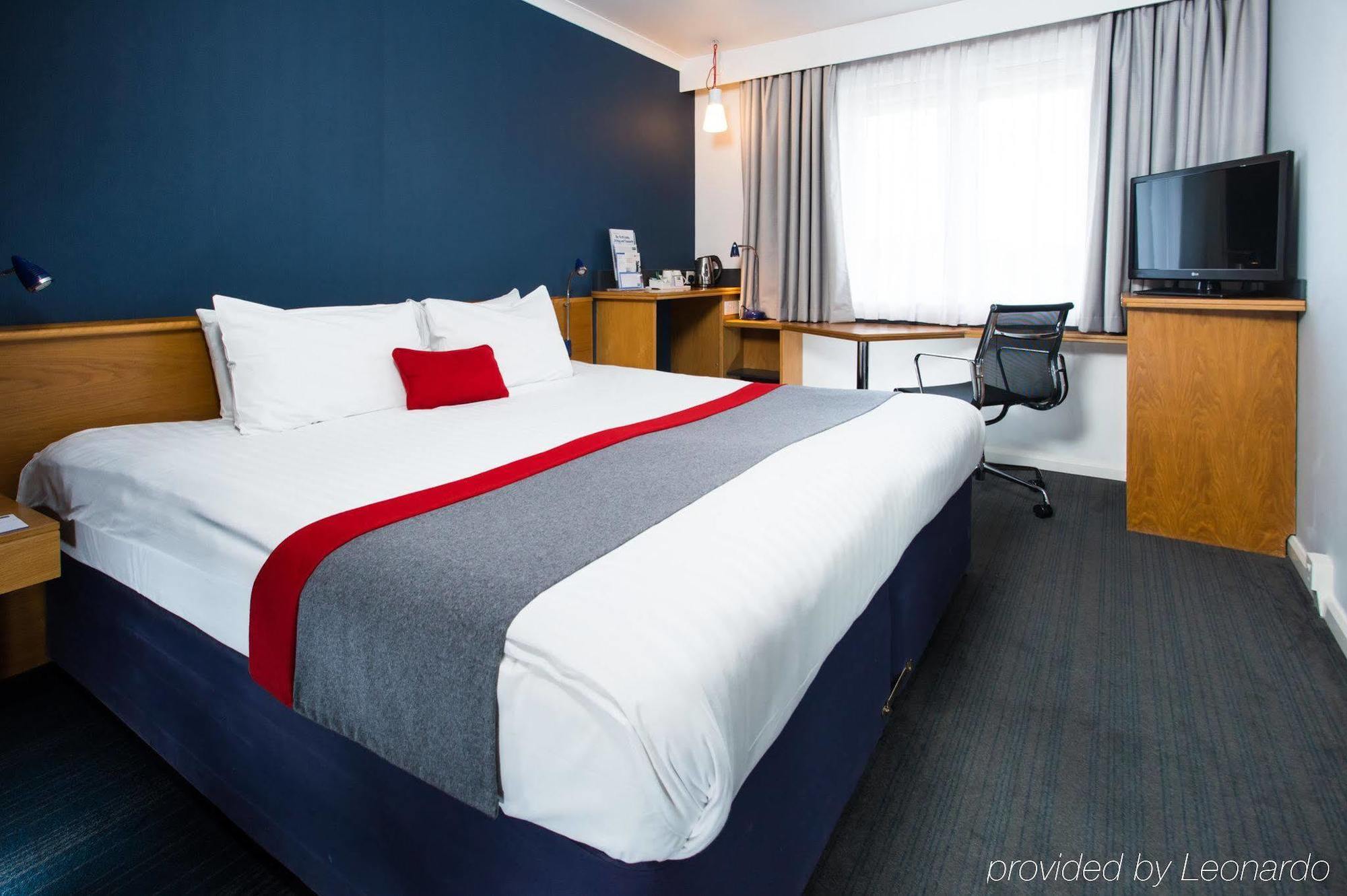 Holiday Inn Express Stirling By Ihg Exterior foto